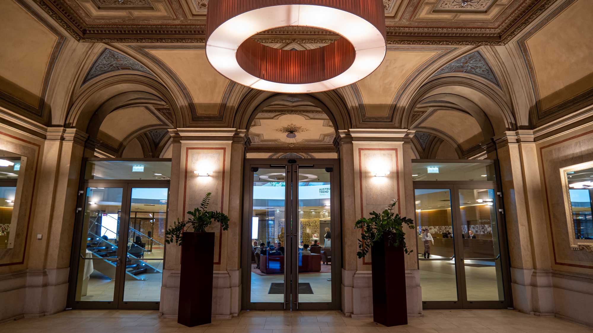 NEXT CX 23′ Moments